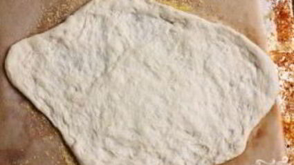 пицца с ананасами