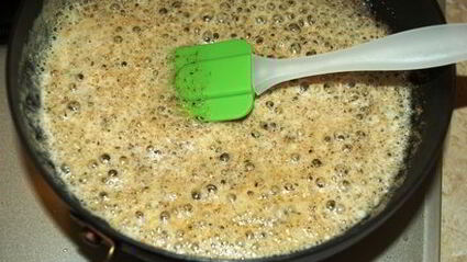 пицца с белым соусом и шампиньонами