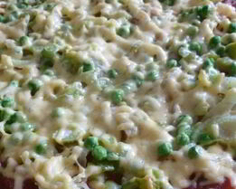 Пицца с фенхелем и зеленым горошком