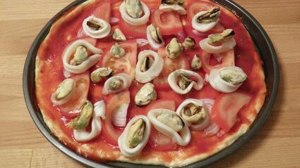 пицца с морепродуктами в духовке