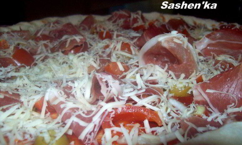 Рецепт пицца с оливками и хамоном