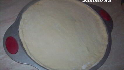 пицца с оливками и хамоном