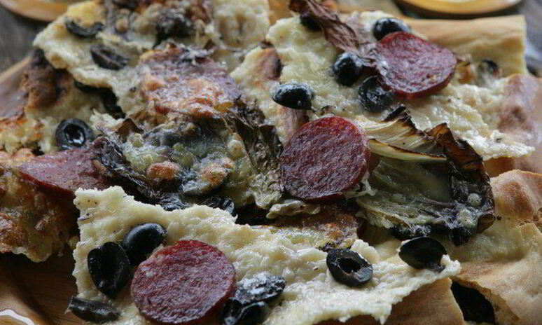 Рецепт пицца с радиккио и моцареллой