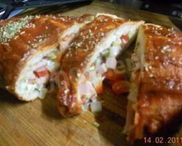 Закрытая пицца Кальцоне в духовке