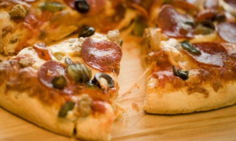 Рецепт зерновая пицца с салями