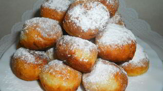Творожные пончики