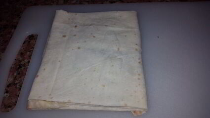 постные конвертики с картофельным пюре, укропом, жареным луком и вялеными томатами