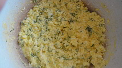 рулетики с творогом и вишней