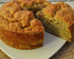 Диетическая грушевая шарлотка