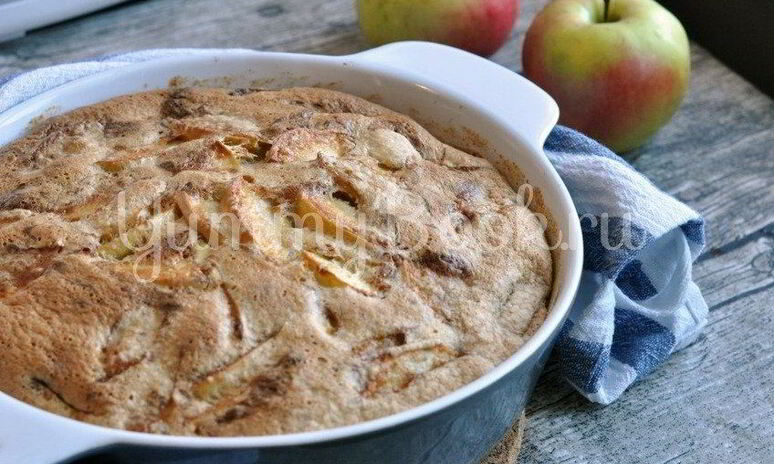 Рецепт классическая шарлотка с яблоками