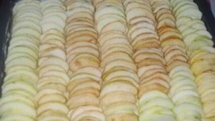 шарлотка песочная с яблоками