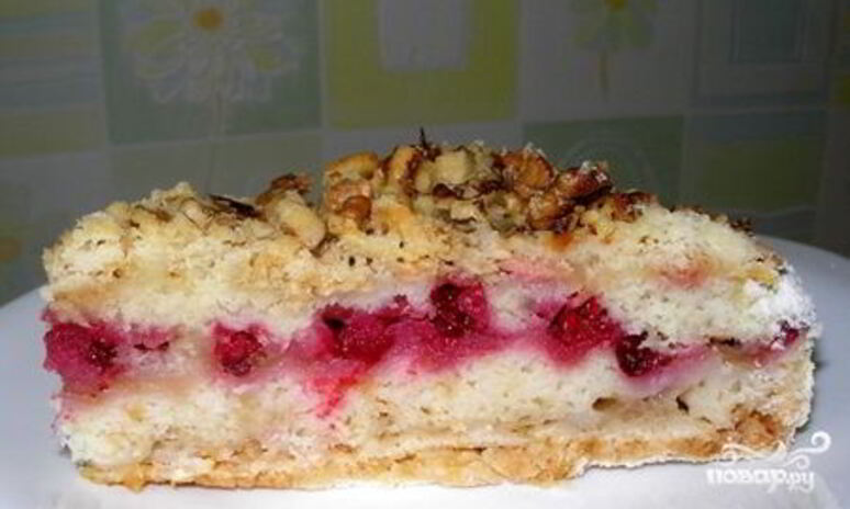 Рецепт шарлотка с брусникой и яблоками