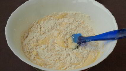 шарлотка с грушами