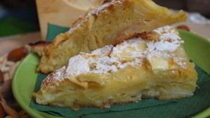 шарлотка с яблоками с коньяком