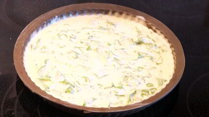 шарлотка со щавелем