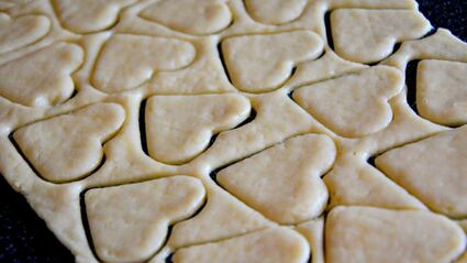 шарлотка в сметанной заливке