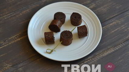 шоколадные блинные рулетики