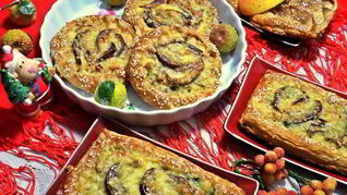 Слойки с картошкой и лососем