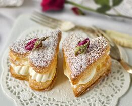 Слойки с кремом