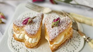 Слойки с кремом