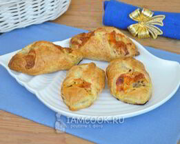 Слойки с минтаем