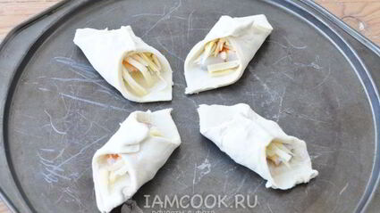 слойки с минтаем