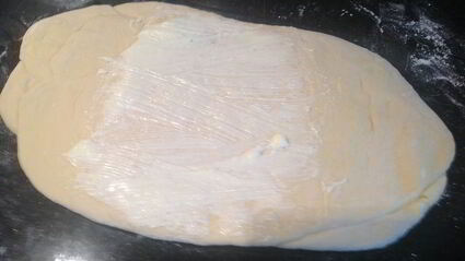 слойки с щавелем, сыром и яйцом