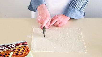 слойки с щавелем