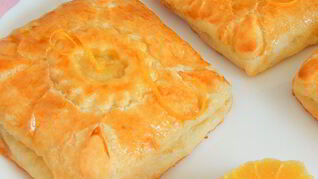 Слойки с творожно-лимонной начинкой