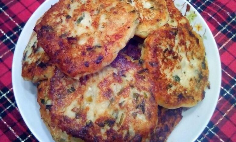 Рецепт чесночные сырники с перчинкой