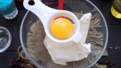 кокосовые сырники в панировочных сухарях