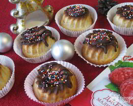 Нежные творожники Малиновый вулкан