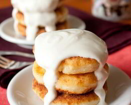 Сырники с сушеной вишней