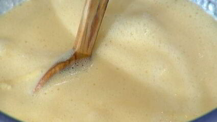 творожник с белым шоколадом и малиной