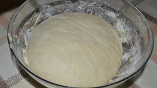 Дрожжевое тесто из сухих дрожжей