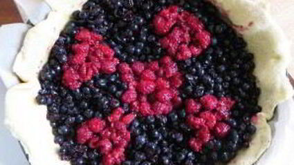 дрожжевое тесто с ягодами