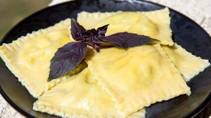 равиоли с рикоттой и шпинатом