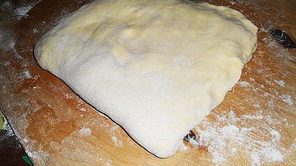 слоеное дрожжевое тесто