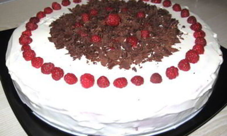 Рецепт шоколадно-малиновый торт