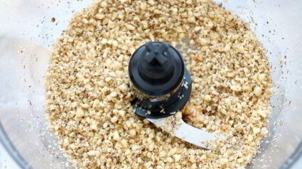 шоколадно-ореховый бисквит на минералке