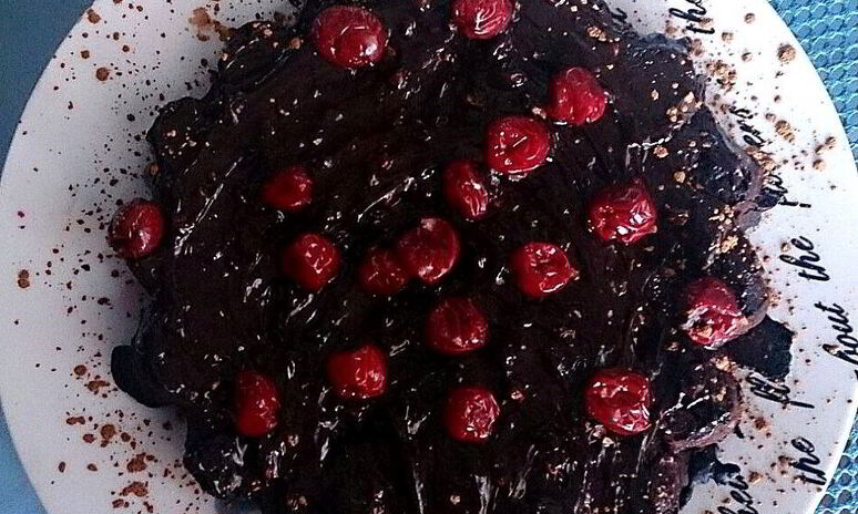 Рецепт шоколадный торт с вишней и кофе