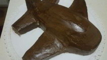 торт в виде самолета