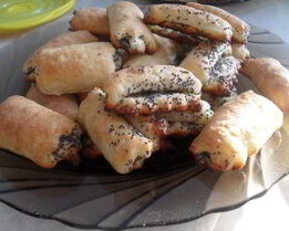 Творожно-маковые рулетики