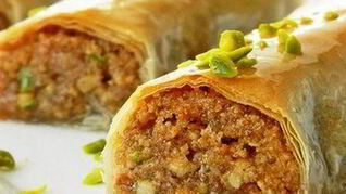 Восточная пахлава с орехами