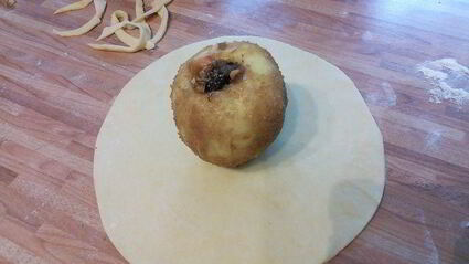 яблоки в тесте с сюрпризом