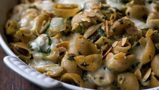 Макаронная запеканка с телячьими языками