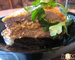 Мясная запеканка с грибами и яйцом