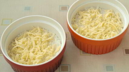 рисовая запеканка со шпинатом и яйцом