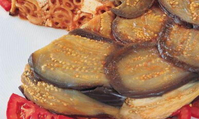 Рецепт запеканка из макарон и баклажан с тунцом