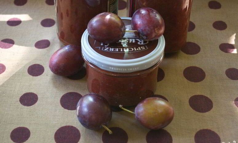 Рецепт аджика из слив